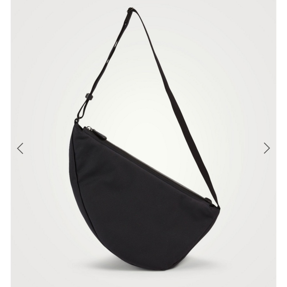 SOLD The Row Banana Bag - Picture 2 of 10